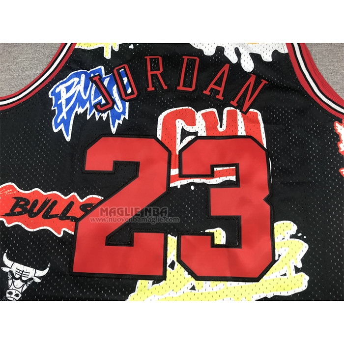 Maglia
 Michael Jordan NO 23 Chicago Bulls Mitchell & Ness Slap Sticker 1997-98 Nero
